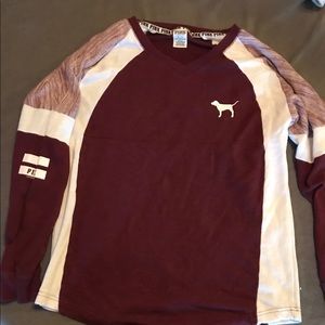 Victoria Secret V-Neck Size M